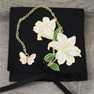 Marque page Lys et papillon