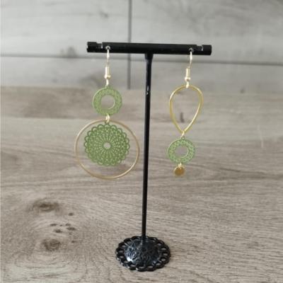 Pendantes dorées dépareillées Aluna